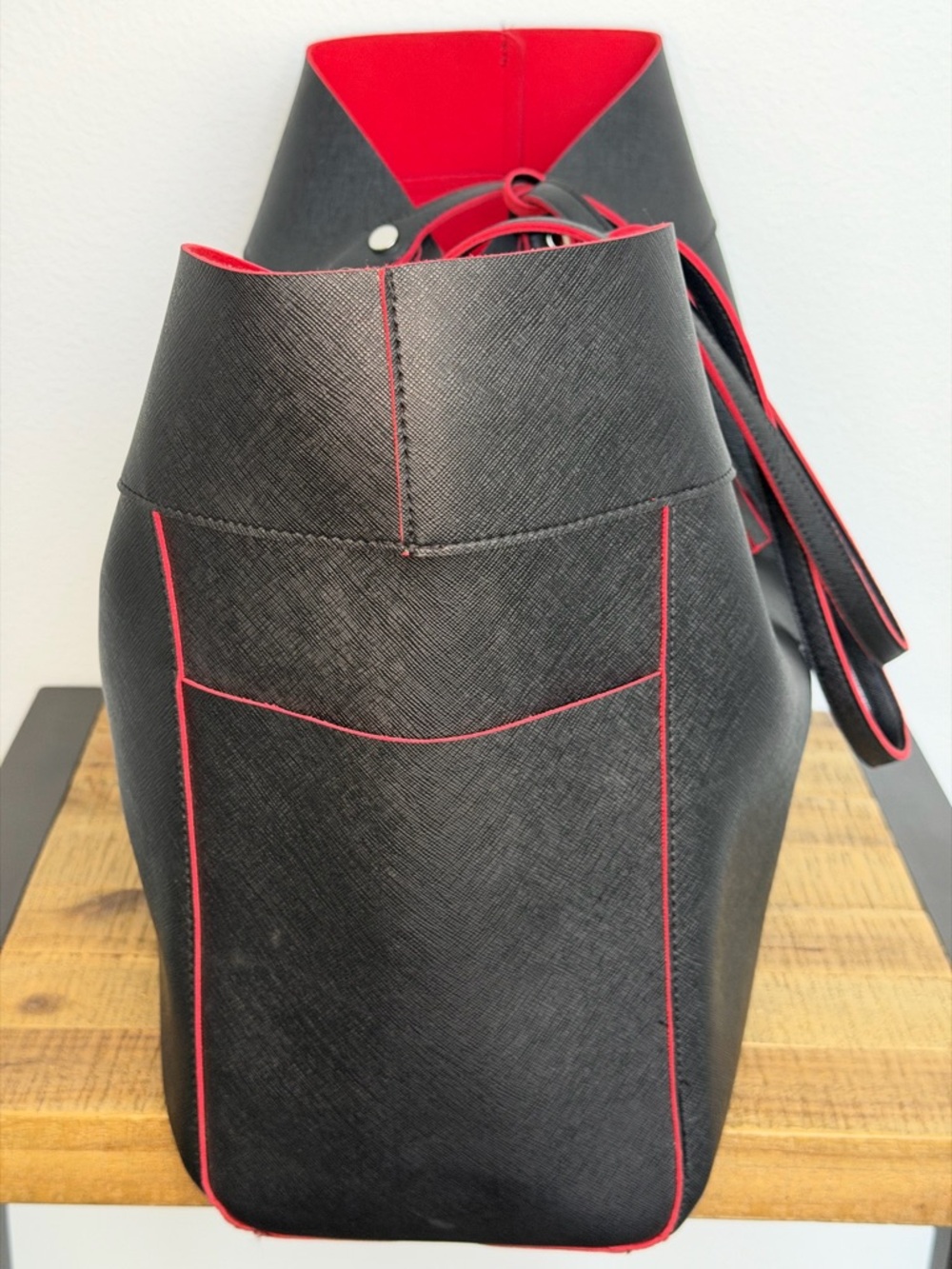 Black & Red Tote Bag with Contrast Trim - Unbranded - Picture 11 of 14